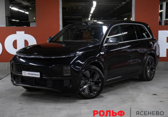 Подержанный автомобиль LiXiang L9 2023 года (1 фото)
