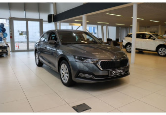 Новый Skoda Octavia Liftback 2025 (7 фото)