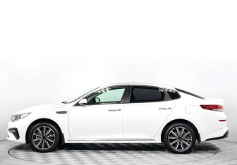 Подержанный автомобиль Kia Optima Sedan 2018 года (3 фото)