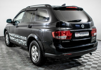 Подержанный автомобиль SsangYong Kyron 2012 года (7 фото)