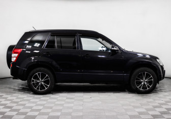 Подержанный автомобиль Suzuki Grand Vitara 2008 года (4 фото)