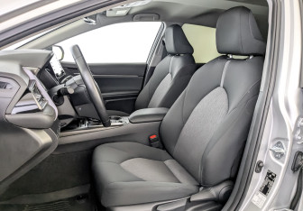 Подержанный автомобиль Toyota Camry Sedan 2022 года (20 фото)