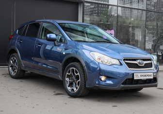 Подержанный автомобиль Subaru XV 2012 года (3 фото)