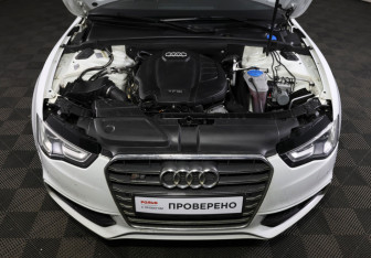 Подержанный автомобиль Audi A5 Coupe 2013 года (9 фото)