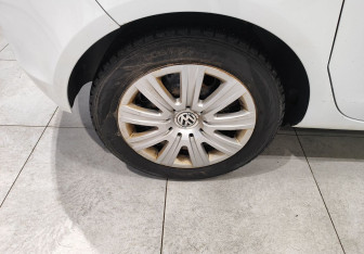 Подержанный автомобиль Opel Meriva 2012 года (12 фото)