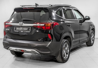 Подержанный автомобиль Kia Seltos 2021 года (5 фото)
