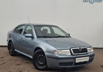 Подержанный автомобиль Skoda Octavia Liftback 2008 года (3 фото)
