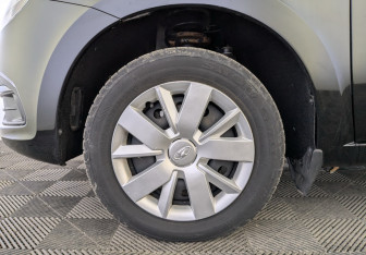 Подержанный автомобиль LADA (ВАЗ) Granta Sedan 2022 года (18 фото)