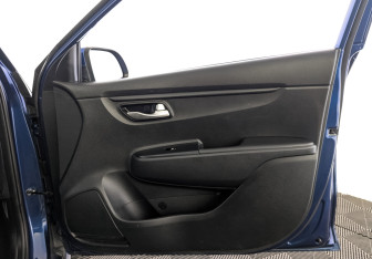 Подержанный автомобиль Kia Rio Hatchback 2021 года (24 фото)