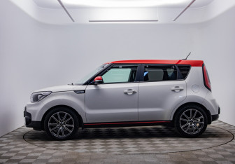 Подержанный автомобиль Kia Soul 2016 года (8 фото)