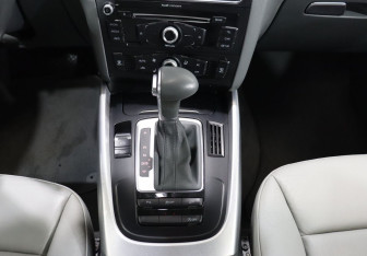 Подержанный автомобиль Audi Q5 2013 года (17 фото)