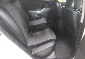 Подержанный автомобиль Hyundai Elantra Sedan 2013 года (14 фото)