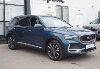Подержанный автомобиль Geely Monjaro 2023 года (3 фото)