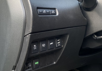 Подержанный автомобиль Nissan X-Trail 2016 года (22 фото)