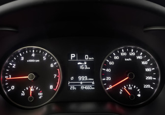 Подержанный автомобиль Kia Rio Hatchback 2020 года (16 фото)