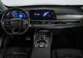 Подержанный автомобиль Chery Tiggo 8 Pro Max 2023 года (12 фото)