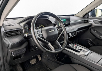 Подержанный автомобиль Haval Jolion 2023 года (16 фото)