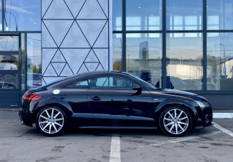 Подержанный автомобиль Audi TT Coupe 2012 года (4 фото)