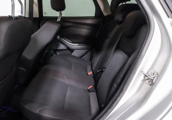 Подержанный автомобиль Ford Focus Wagon 2018 года (9 фото)