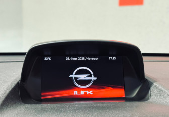 Подержанный автомобиль Opel Mokka 2013 года (12 фото)