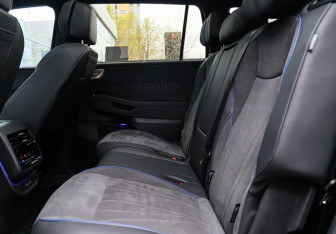 Подержанный автомобиль Volkswagen Teramont 2025 года (11 фото)