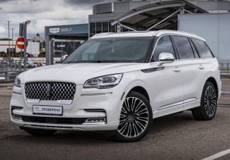Подержанный автомобиль Lincoln Aviator 2020 года (1 фото)