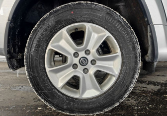 Подержанный автомобиль Nissan Terrano 2022 года (18 фото)