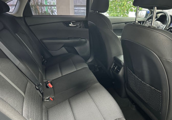 Подержанный автомобиль Kia Cerato Sedan 2020 года (11 фото)