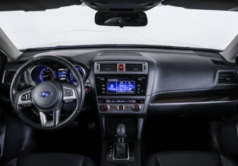 Подержанный автомобиль Subaru Outback Wagon 2015 года (17 фото)