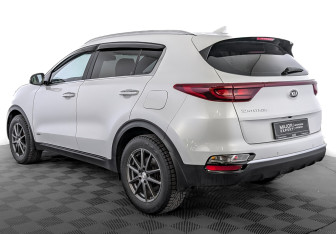 Подержанный автомобиль Kia Sportage 2021 года (7 фото)