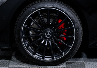 Подержанный автомобиль Mercedes-Benz AMG GT Liftback 2019 года (15 фото)