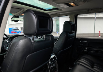 Подержанный автомобиль Land Rover Range Rover 2011 года (18 фото)