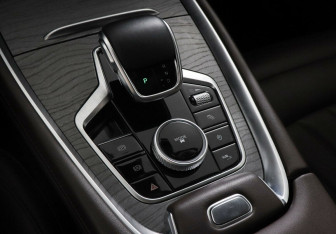 Подержанный автомобиль Chery Tiggo 8 Pro Max 2023 года (11 фото)