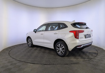 Подержанный автомобиль Haval Jolion 2023 года (7 фото)
