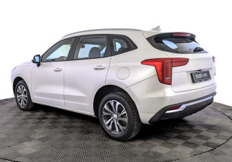Подержанный автомобиль Haval Jolion 2023 года (7 фото)
