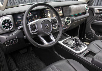 Подержанный автомобиль Tank 300 2023 года (16 фото)