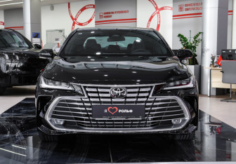 Новый Toyota Avalon 2025 (2 фото)