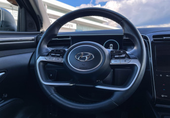 Подержанный автомобиль Hyundai Tucson 2021 года (14 фото)