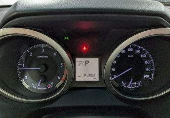 Подержанный автомобиль Toyota Land Cruiser Prado 2012 года (27 фото)