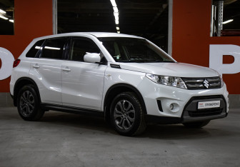 Подержанный автомобиль Suzuki Vitara 2017 года (3 фото)
