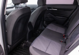 Подержанный автомобиль Kia Seltos 2020 года (11 фото)