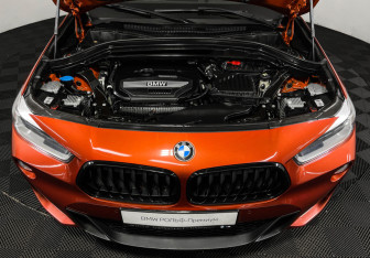Подержанный автомобиль BMW X2 2018 года (10 фото)