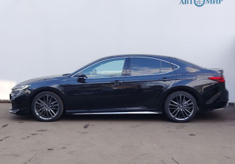 Подержанный автомобиль Toyota Camry Sedan 2024 года (5 фото)