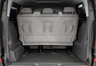 Подержанный автомобиль Mercedes-Benz Viano 2011 года (9 фото)