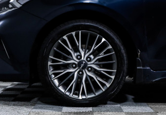 Подержанный автомобиль Kia Cerato Sedan 2022 года (15 фото)