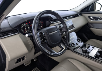 Подержанный автомобиль Land Rover Range Rover Velar 2018 года (15 фото)