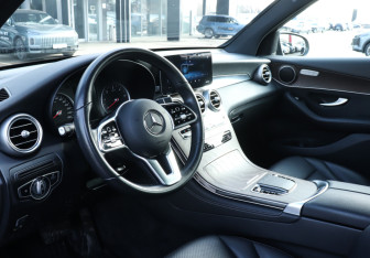 Подержанный автомобиль Mercedes-Benz GLC Coupe 2019 года (13 фото)