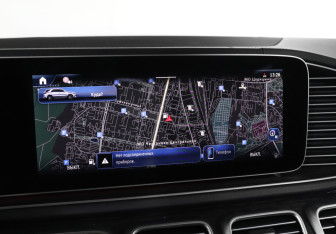 Подержанный автомобиль Mercedes-Benz GLE 2024 года (21 фото)