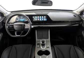 Подержанный автомобиль Omoda C5 2023 года (24 фото)