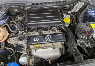 Подержанный автомобиль Volkswagen Polo Sedan 2014 года (9 фото)